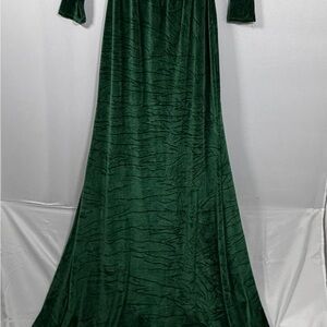 Luxurious Forest Green Long Sleeve Dress